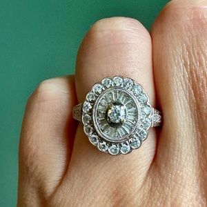 Vintage Oval Cluster Ring, Real Diamonds in 14kt Gold, Size 7.